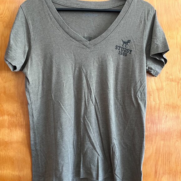 Stüssy Grey V-Neck T-Shirt - Picture 1 of 3